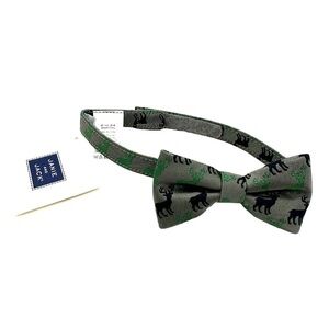 New NWT Janie and Jack Boys Bowtie with embroidered deer, gray green
